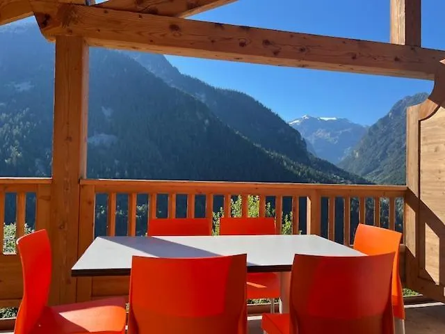 Les Alpages De Champagny - Chaleureux Avec Vue *